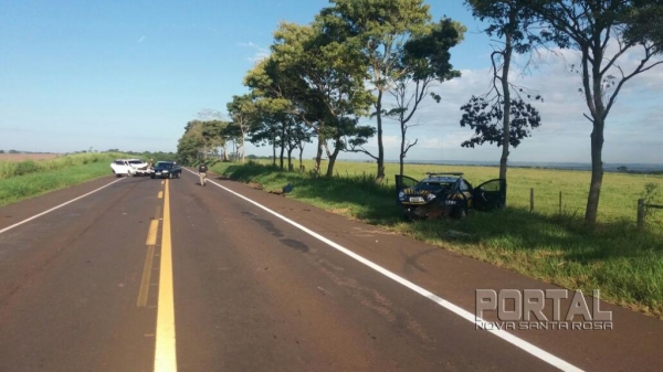 Os policiais não se feriram . (Foto: PRF)