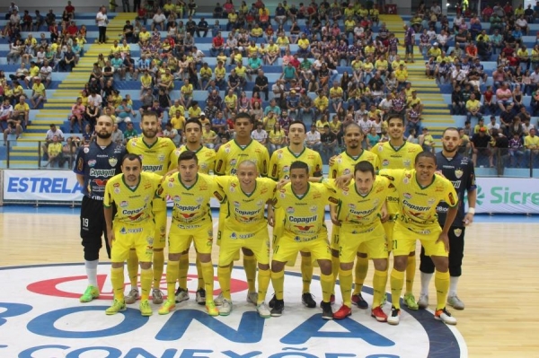 Copagril Futsal estreia com vitória no Paranaense e energiza torcida (Foto: Carina Ribeiro/Copagril )