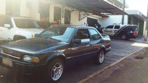 Veículo furtado é recuperado em Marechal Cândido Rondon (Foto: Fernanda Bourscheidt/AquiAgora.net )