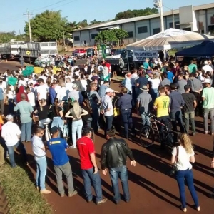 Centenas de pessoas participaram. (Foto: Colaborador)