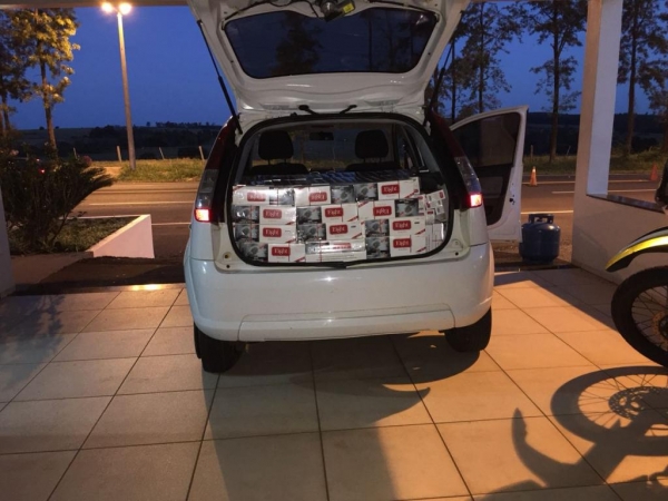 O contrabando totalizou seis mil maços (Foto: PMR/Divulgação )