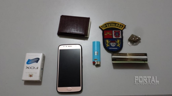 O jovem foi detido.(Foto PM)