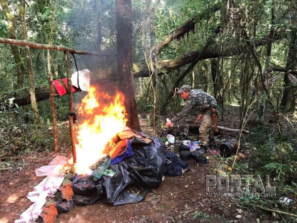 foram localizados 3 acampamentos. (Foto:PF)