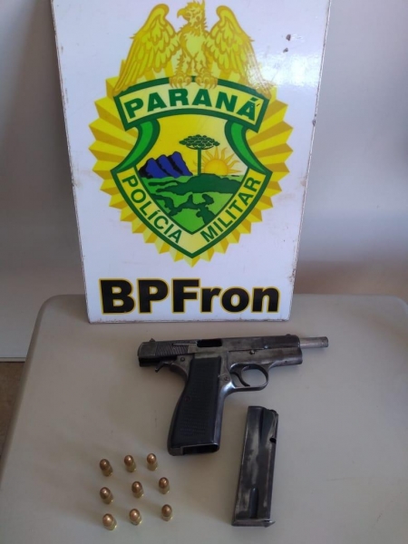 Um  homem de 41 anos foi detido. (Foto: BPFfron)