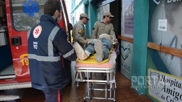 O trabalhador foi levado ao Hospital Bom Jesus. (Foto: Bogoni)