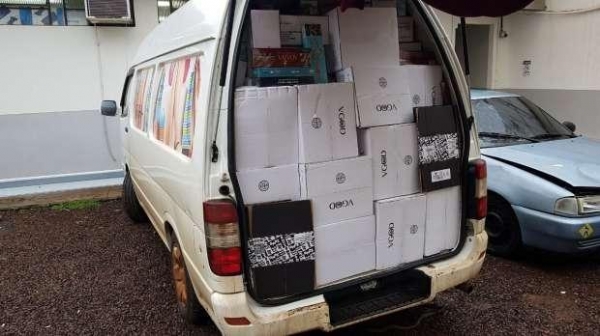 A van foi encaminhada para a Polícia Federal (Foto: CATVE )