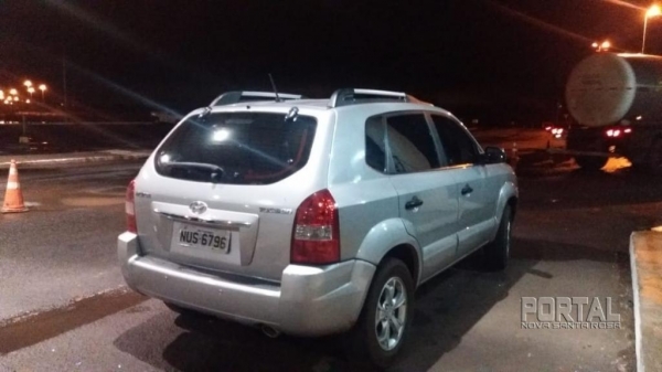 Ao ser questionado informou que pegou o veículo em Eldorado/MS e levaria até a cidade de Cascavel,. (Foto: PRF)