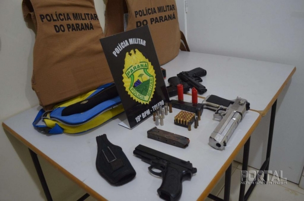 Uma pessoa foi detida. (Foto: Bogoni/Radar B.O.)