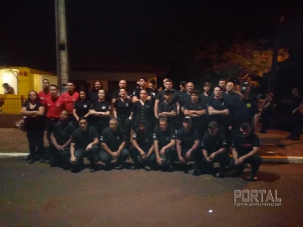 Os amigos realizaram uma homenagem a Celso. (Foto: Divulgação)