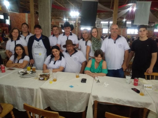 Foram vendidos 500 almoços e 300 kits/almoços.(Fotos: Colaborador)