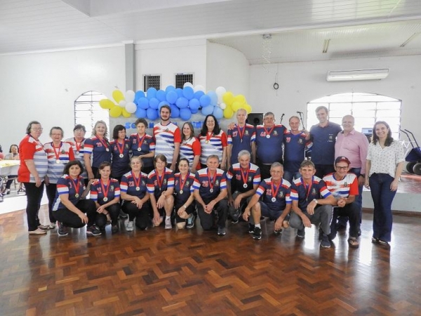 Quatro Pontes participou de todas as modalidades. (Fotos: Assessoria)