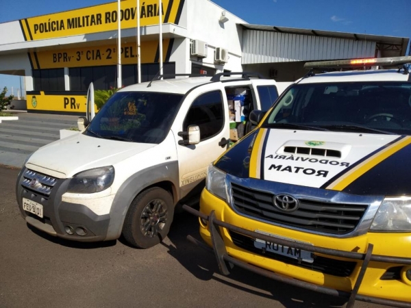 O veículo estava carregado com aparelho de videogame, celulares e eletrônicos diversos