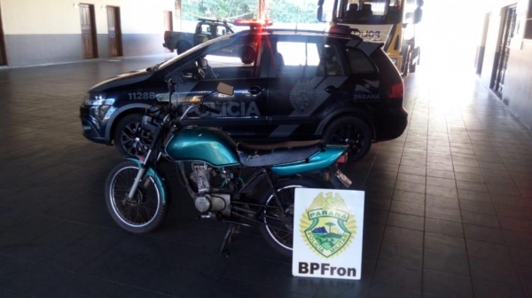 A moto foi roubada em 2014. (Foto: BPFRON)