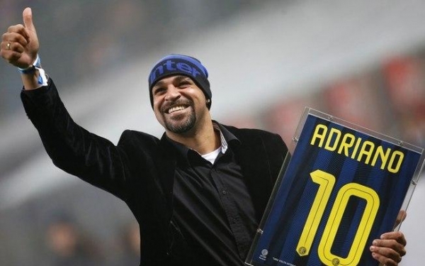 Adriano está sem time atualmente, mas já passou por grandes clubes como Flamengo, São Paulo, Corinthians, Internazionale-ITA e pela Seleção Brasileira (Foto: Reuters )