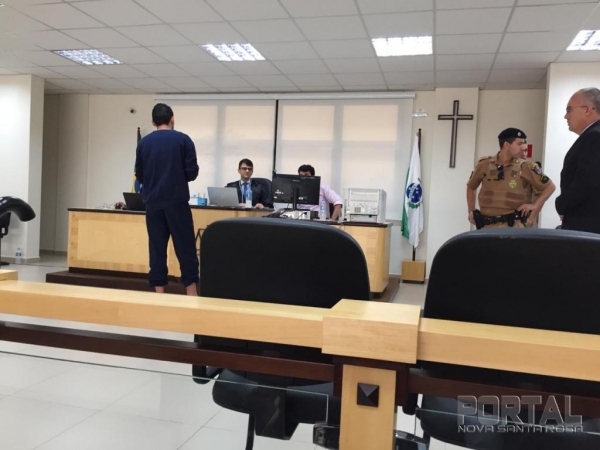 O julgamento iniciou as 09h00 desta manhã. (Foto: Marcio Cerny/Marechal News)