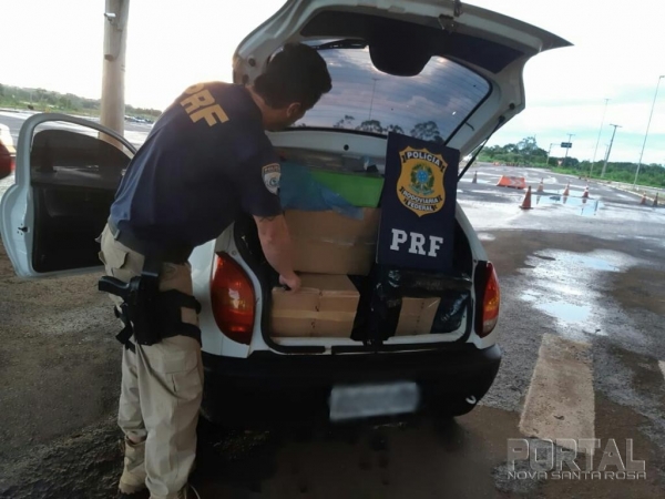 Aos policiais rodoviários federais, o condutor de 24 anos informou ter pego a carga no Paraguai e que levaria até Guaíra.(Foto: PRF)