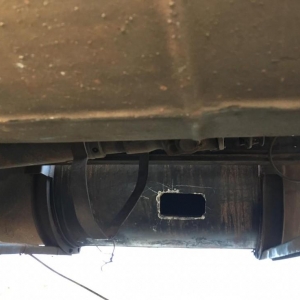 De acordo com a PF, droga estava escondida dentro de tanque de combustível. — Foto: Divulgação/Polícia Federal