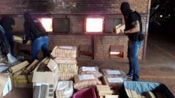 O trabalho de incineração é feito a partir de liberação judicial. (Foto: Divulgação)