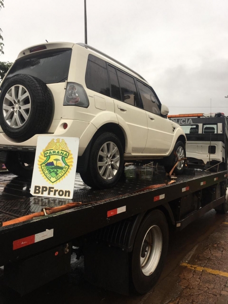O veículo foi roubado em 2017. (Foto: BPFron)
