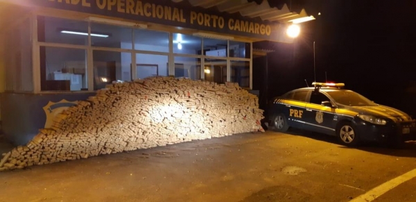 Apreensão foi realizada na BR-487, em Alto Paraíso, noroeste do estado. (Foto: PRF)