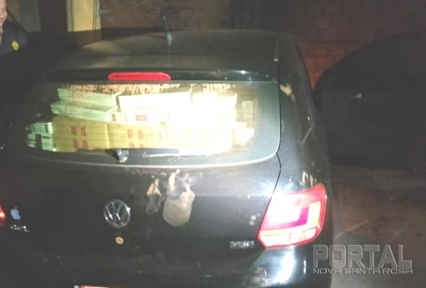 O veículo estava estacionado. (Foto: PM)