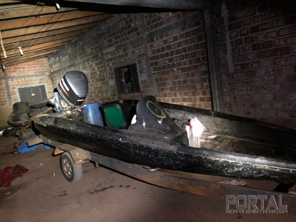 Foram apreendidas três lanchas utilizadas exclusivamente para o contrabando. (Foto: PF)