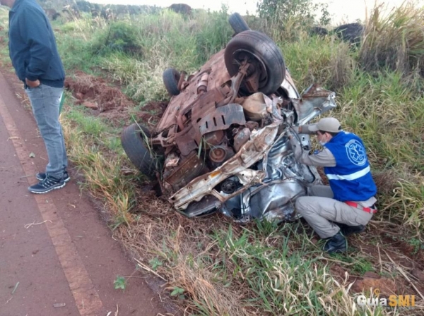 O veículo ficou destruído. (Fotos: Guia SMI)