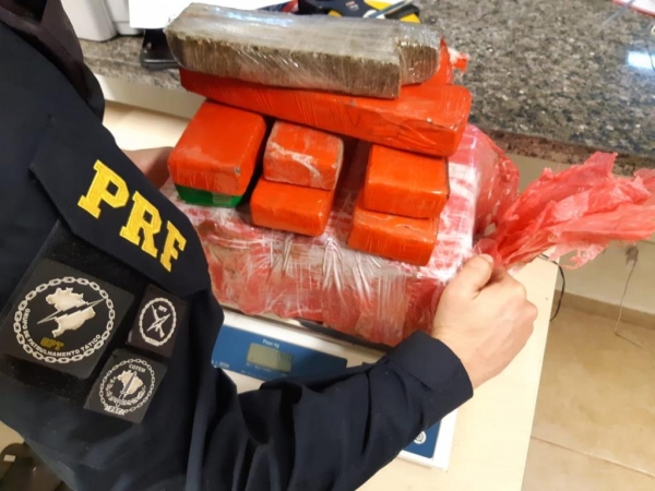 O traficante disse que a droga era de baixa qualidade. (Foto: PRF)