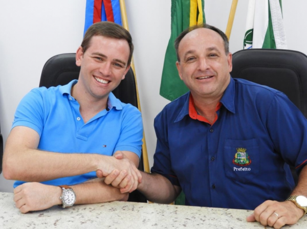 Prefeito João Laufer e seu vice Tiago Hansel. (Foto: Divulgação)