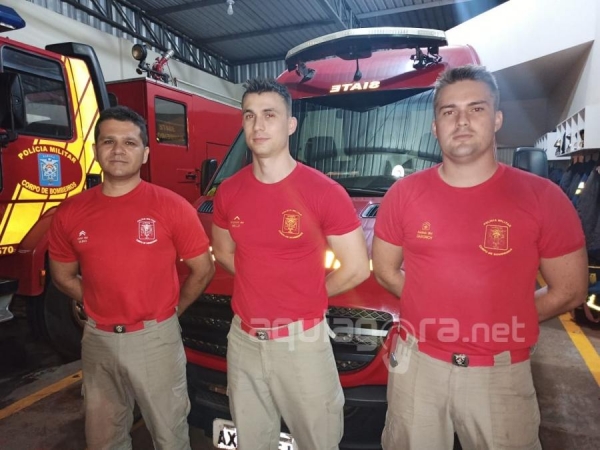Da direita para a esquerda: Cabo Vânio, o Soldado Bello e o Soldado Daronch (Foto: Cristine Kempp/AquiAgora.net )