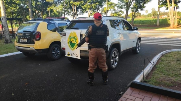 Foi dada voz de prisão ao condutor e juntamente com o veículo conduzido à Delegacia da Polícia Civil de Santa Helena (Foto: Rotam )