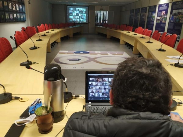 Prefeitos da região estiveram reunidos por videoconferência | Foto: Luciano Barros/Amop