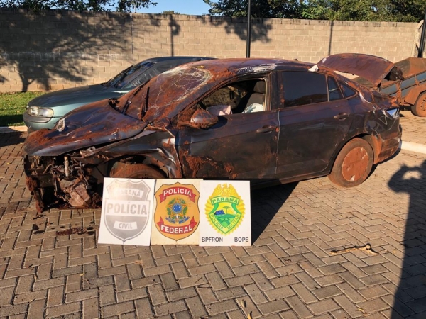 Três veículos foram apreendidos. (Foto: Polícia Federal/Operação Hórus)