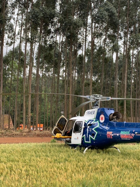 O primeiro atendimento foi prestado pela defesa civil  e pelo SAMU de Guaraniaçu. (Fotos: Divulgação/Samu)