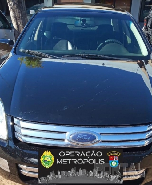 O carro foi recuperado em Cascavel nesta sexta-feira (21). Foto: Divulgação/PM)