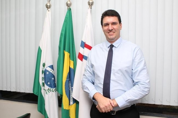 Raphael Luiz Jacobucci atua como assessor jurídico da Câmara. (Foto: Assessoria/Câmara)
