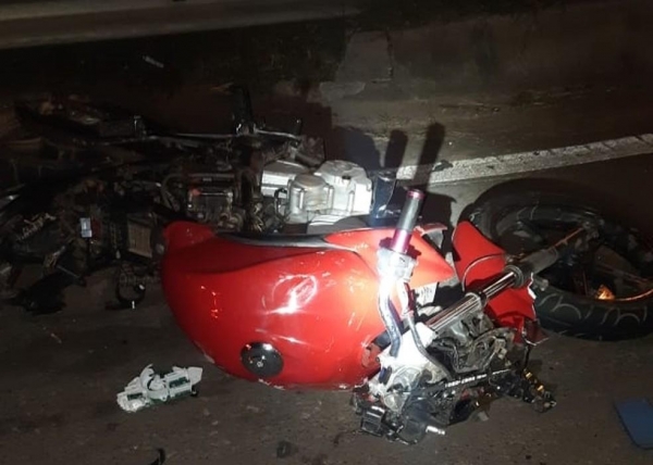 Motociclista morreu em batida na BR-376, em Ponta Grossa — Foto: Divulgação/PRF
