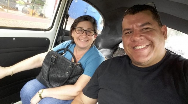 Valdelice Nicioli de Souza  ao lado do esposo Silvio Luiz de Souza.(Foto: Arquivo Pessoal).