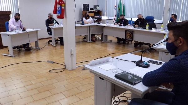 Sessão Ordinária da Câmara de Vereadores de Palotina, na segunda-feira. (Foto: Assessoria Câmara)