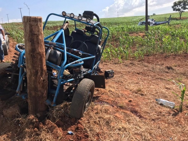 Um homem morreu e outro ficou gravemente ferido em acidente com buggy, em estrada rural de Santa Fé — Foto: Divulgação/Samu