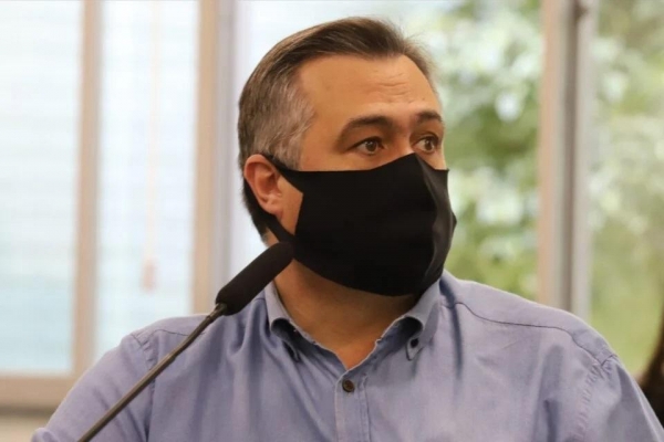 Secretario do Estado da Saúde, Beto Preto (Foto: Geraldo Bubniak/AEN)