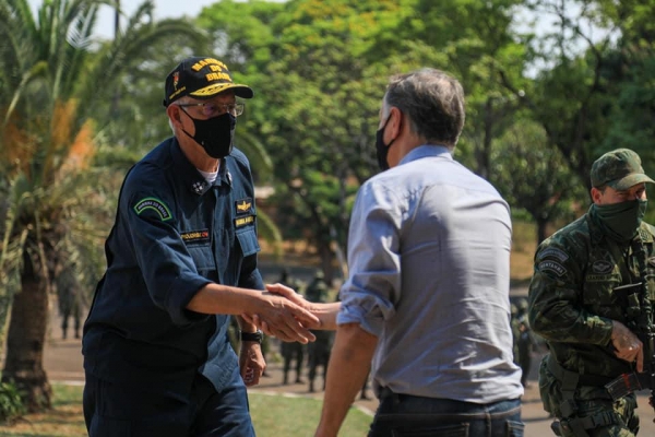 O comandante cumpriu agenda em Terra Roxa em atenção à Operação Ágata Arco Sul e foi recepcionado pelo prefeito Ivan Reis no Ginásio de Esportes Adolfo Piva.(Foto: Assessoria)