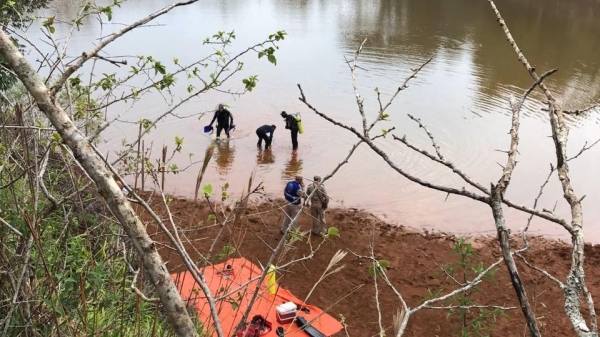 Silvonei de 15 anos nadava com uma criança no momento em que atingiram um ponto mais fundo e se afogaram. (Foto: Catve)