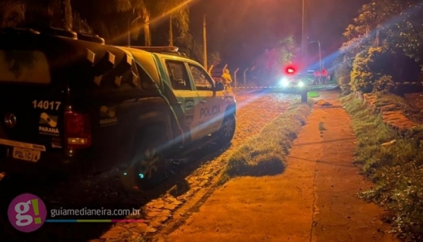 No chão também foi encontrada uma cápsula deflagrada de calibre 12mm.(Foto: Guia Medianeira)