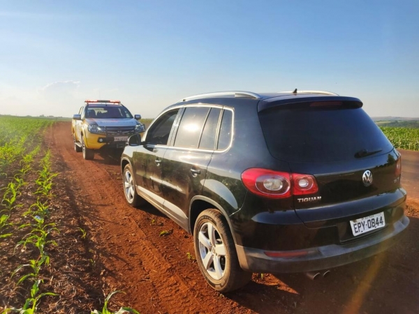 O veículo estava as margens da estrada. (Foto: PRE)