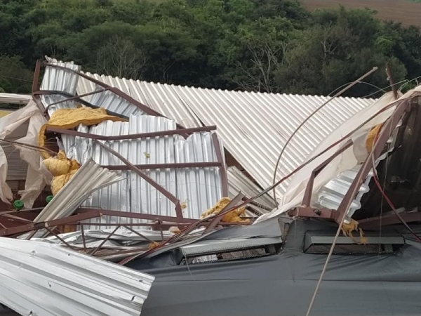 O sinistro aconteceu na comunidade de Sanga Mineira, interior do município.(Fotos: Ponto da Notícia)