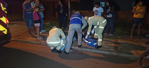 O ciclista foi socorrido pelo Siate. (Foto: Portal Nova Santa Rosa)