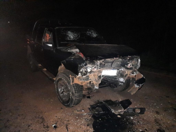 A colisão, envolvendo uma caminhonete e um automóvel, deixou outras cinco pessoas feridas.(Fotos: PRE)