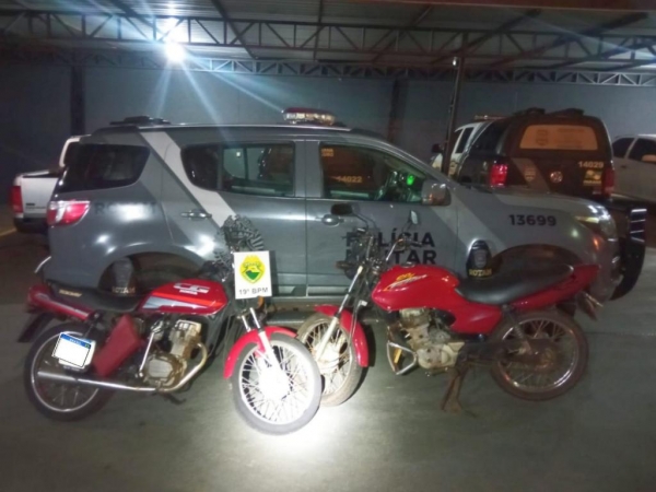 Motos recuperadas pela ROTAM. Foto: PMPR