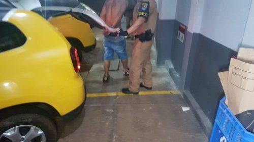 Os militares efetuaram a prisão em flagrante do indivíduo de 20 anos de idade Foto: CGN.